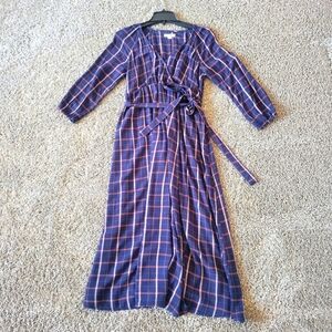 Sonoma Plaid maternity wrap dress size small